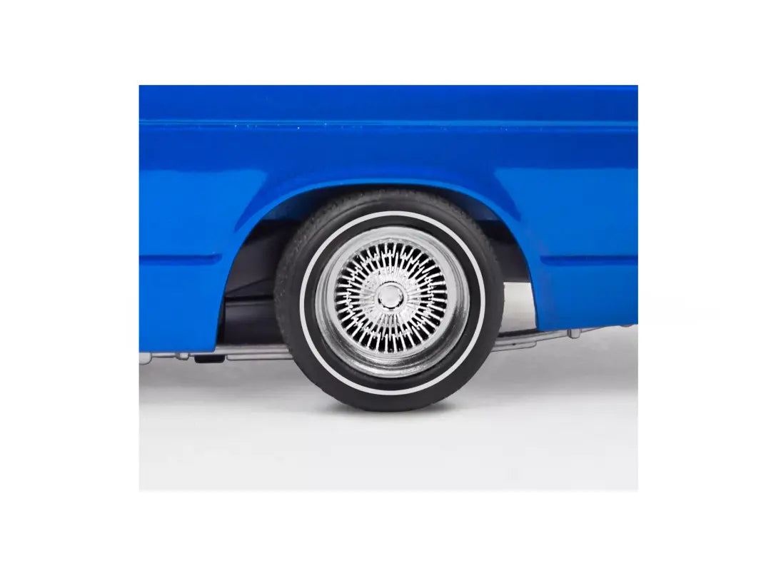 Revell 1991  Chevy S-10 Lowrider Big + Little Series