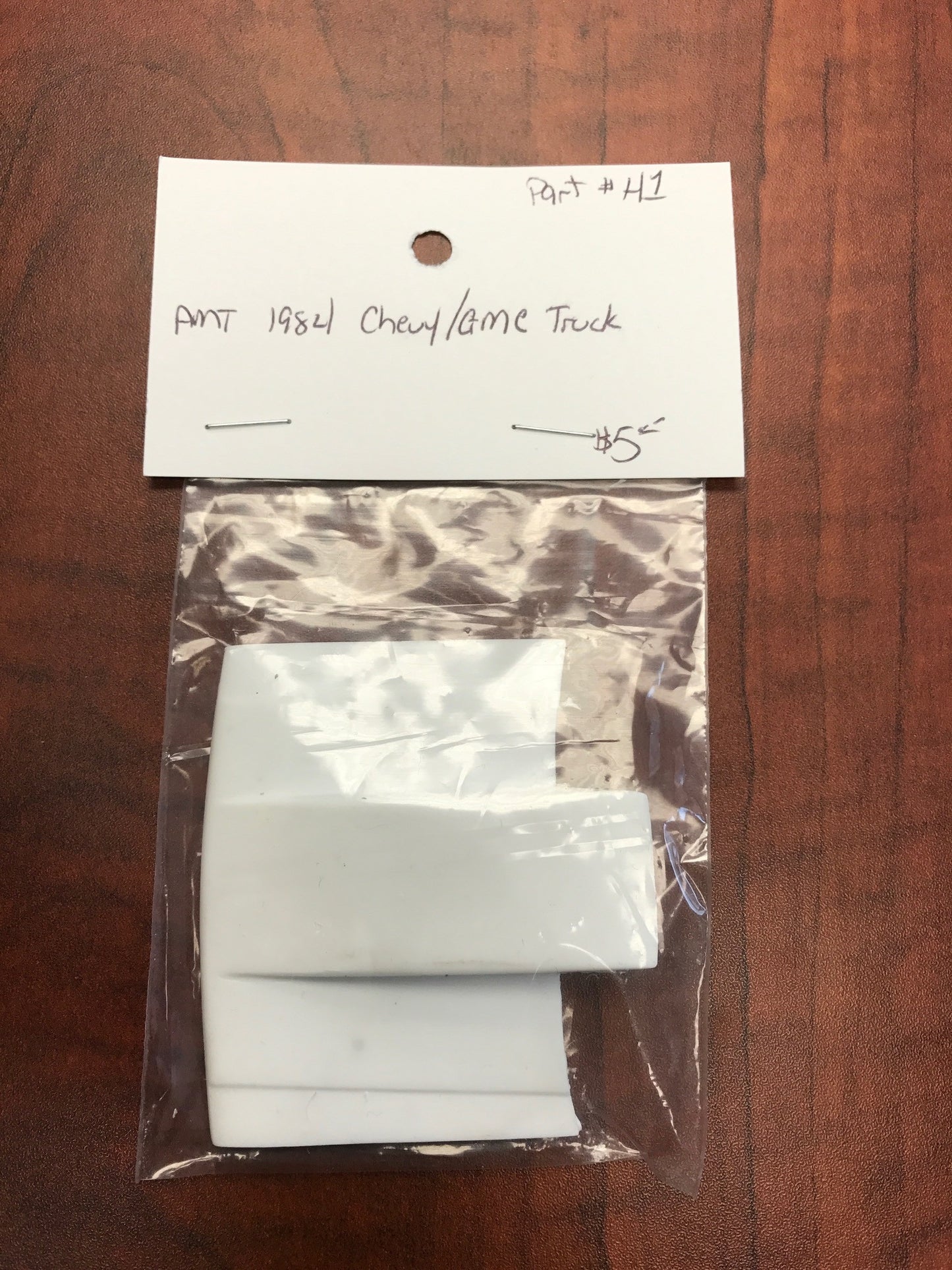 LARRY'S RESIN AMT 1984 CHEVY/GMC TRUCK H1