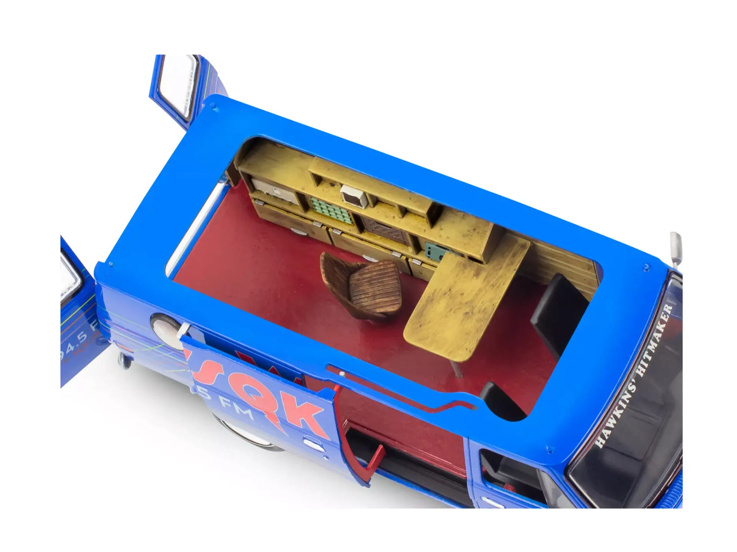 Revell Stranger Things  1977 GMC "The Squawk" Van