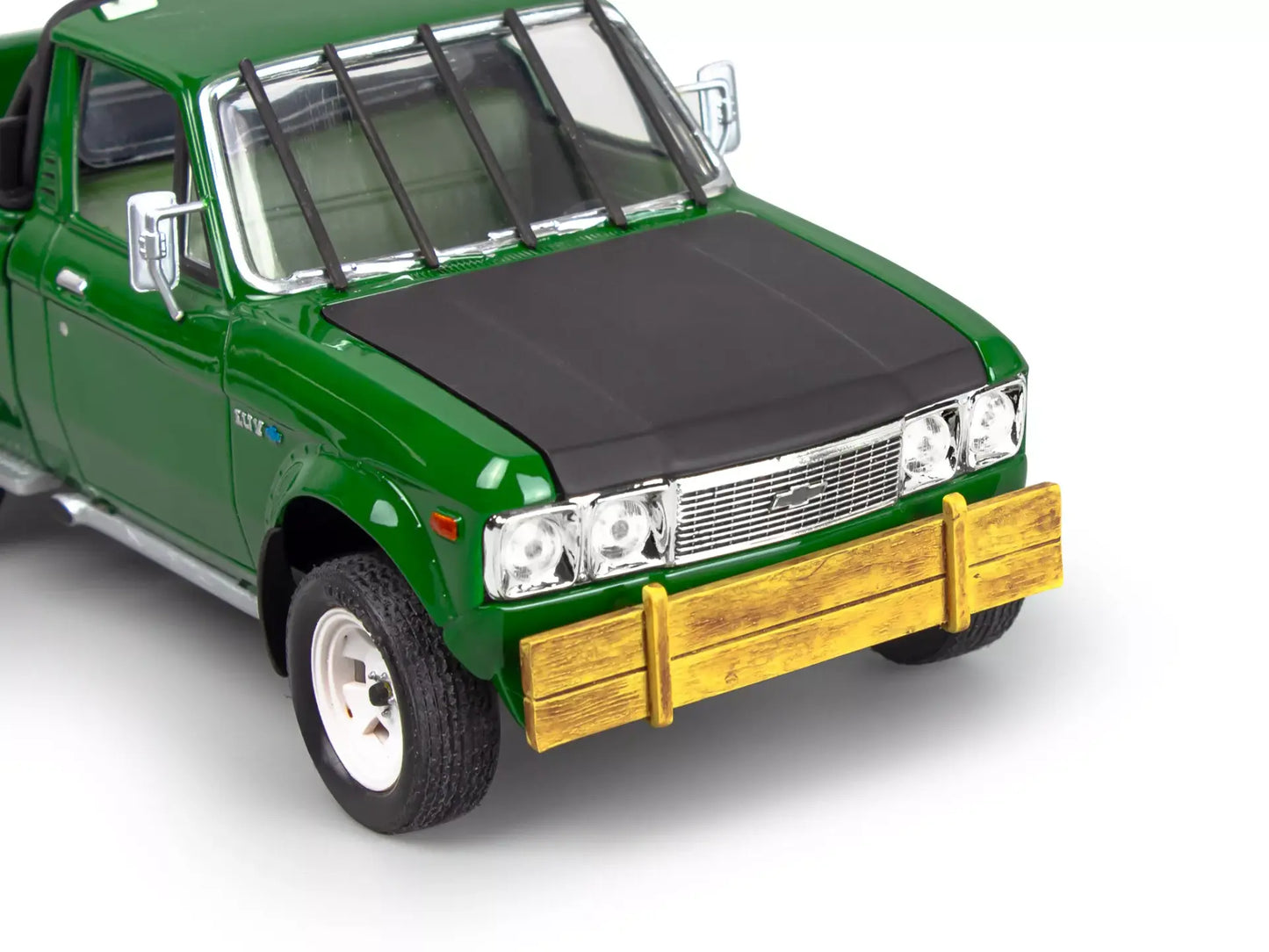 Revell Chevy LUV "Mojave Mule" Pickup
