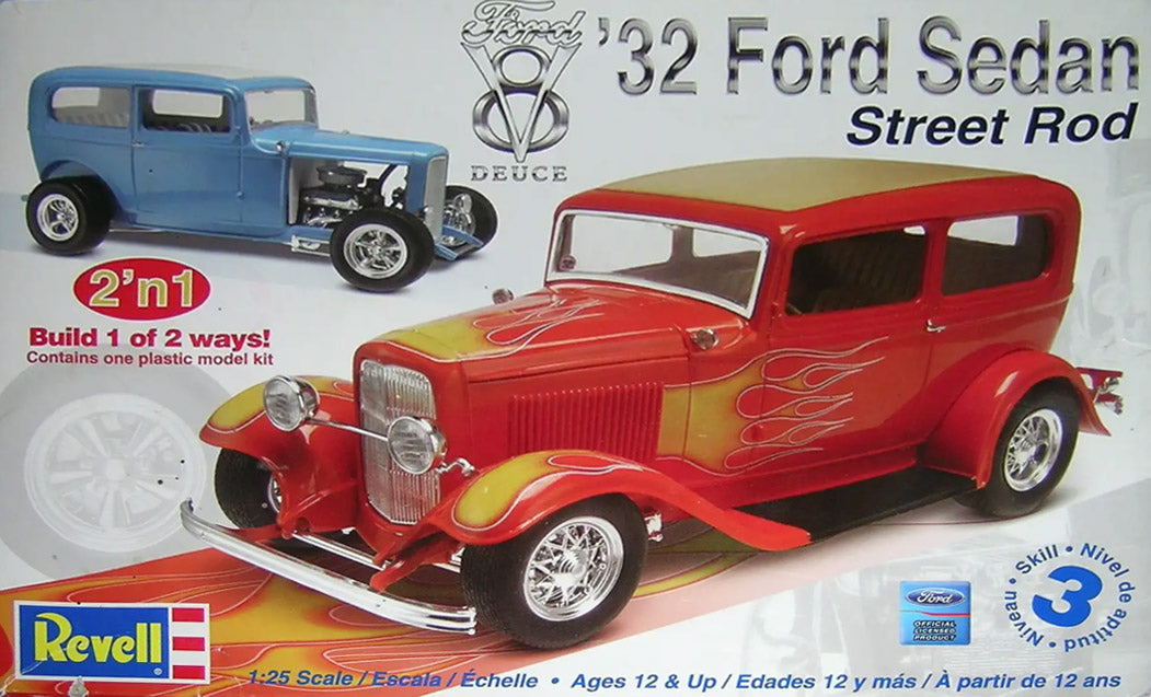 Revell 1932 Ford Sedan Street Rod 2'n1