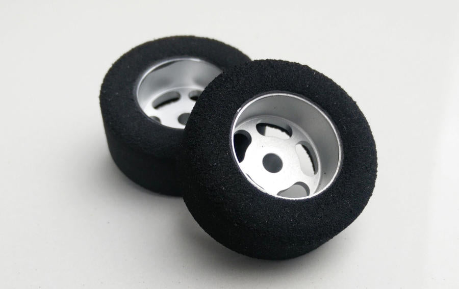 H&R Racing 27x12mm Foam Tire with Wheel