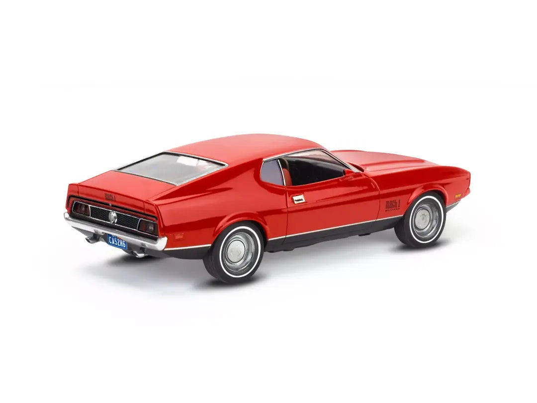 Revell 1971 Ford Mustang Mach 1 - James Bond 007 Diamonds Are Forever Edition