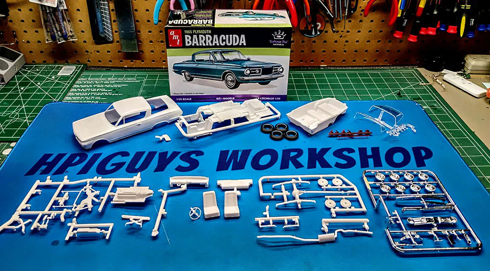 AMT 1965 Plymouth Barracuda (Craftsman Plus Series)