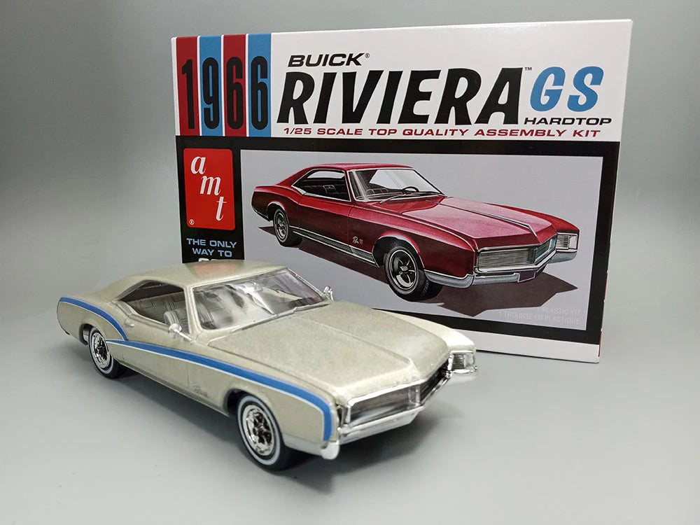 AMT 1966 Buick Riviera GS Hardtop