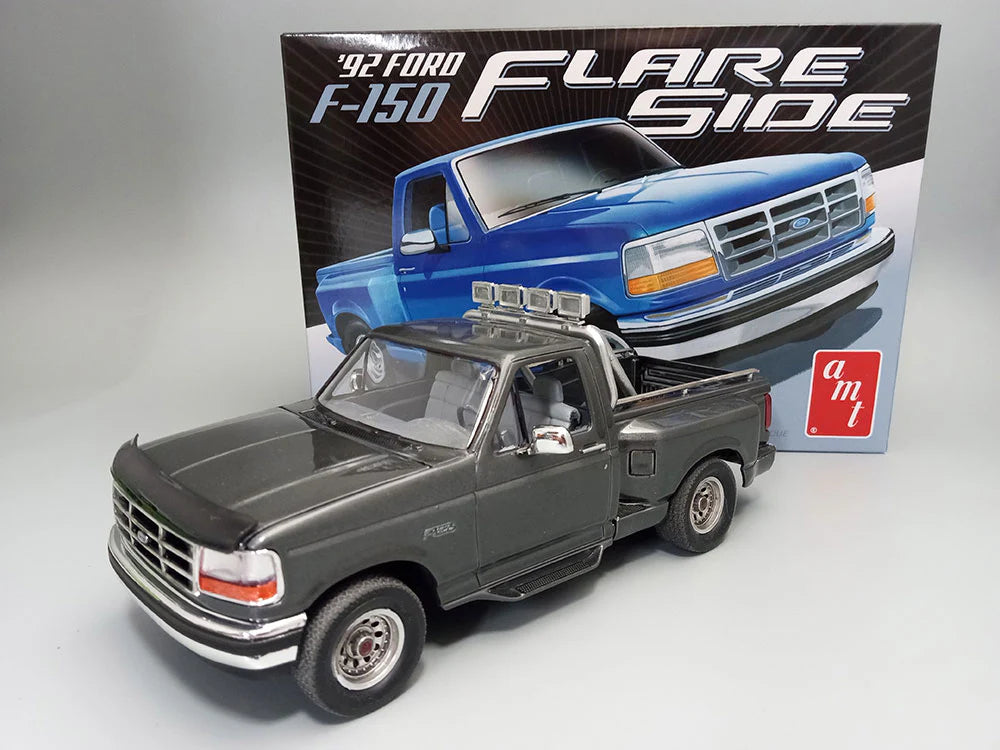 AMT 1992 Ford F-150 Flareside Pickup
