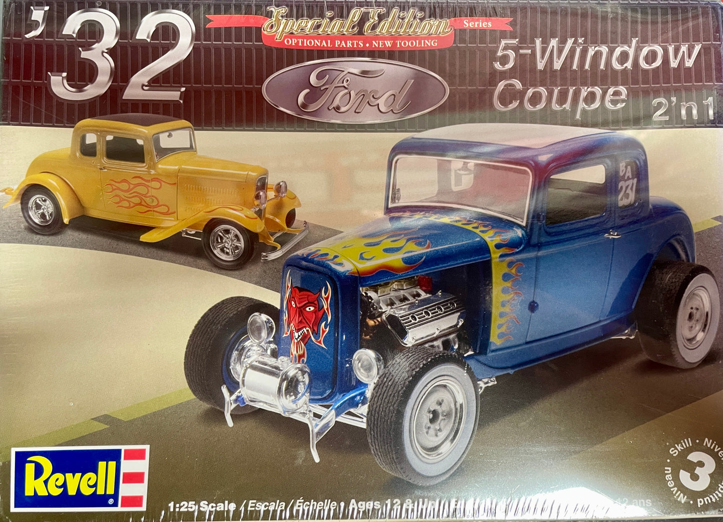 Revell 1932 Ford 5-Window Coupe 2n1