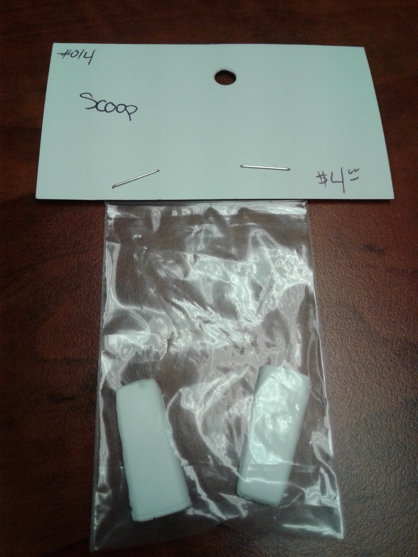 LARRY'S RESIN MOPAR DUAL HOOD SCOOP