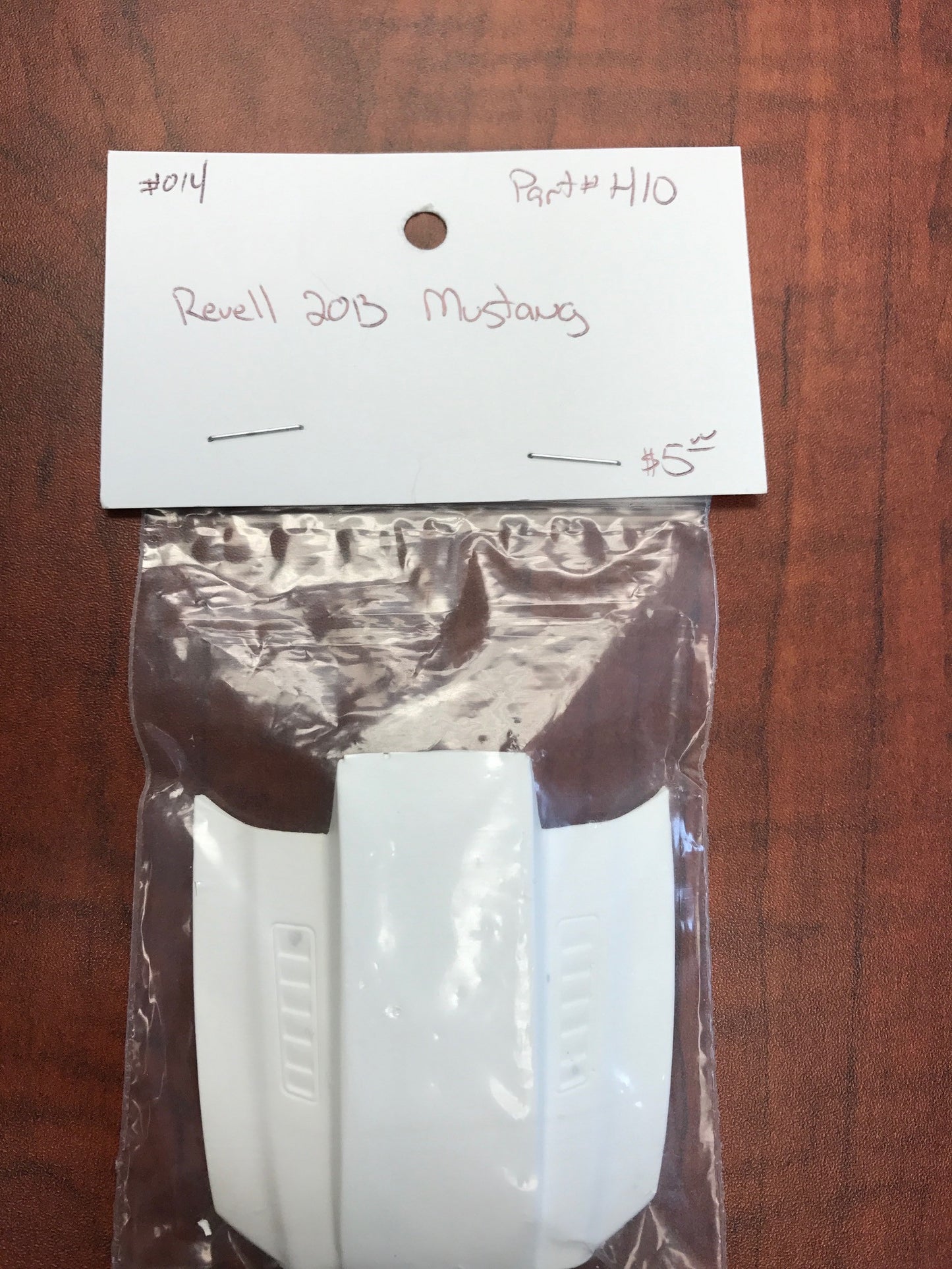 LARRY'S RESIN REVELL 2013 MUSTANG H10